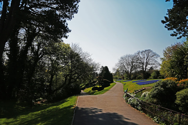 Travel blogger explores Penarth, a 40 minute train from Bristol and 10 minutes from Cardiff