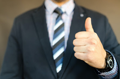 Building a Personal Brand: How to Stand Out in the Job Market