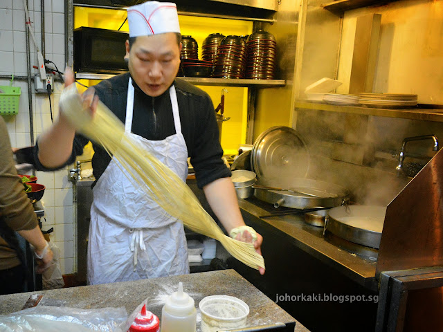 Tasty-Hand-Pulled-Noodles