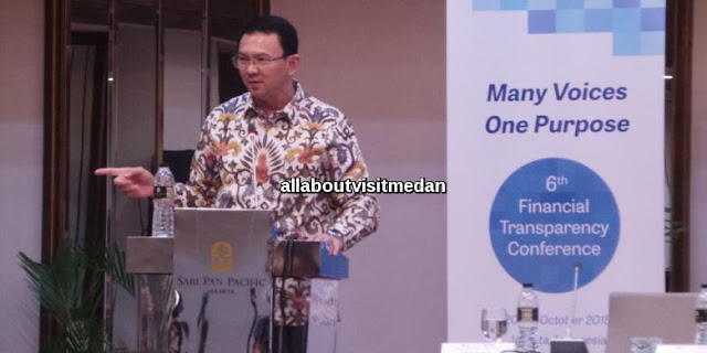 http://allaboutvisitmedan.blogspot.com/2015/11/ahok-saya-mau-bikin-pejabat-tidak.html
