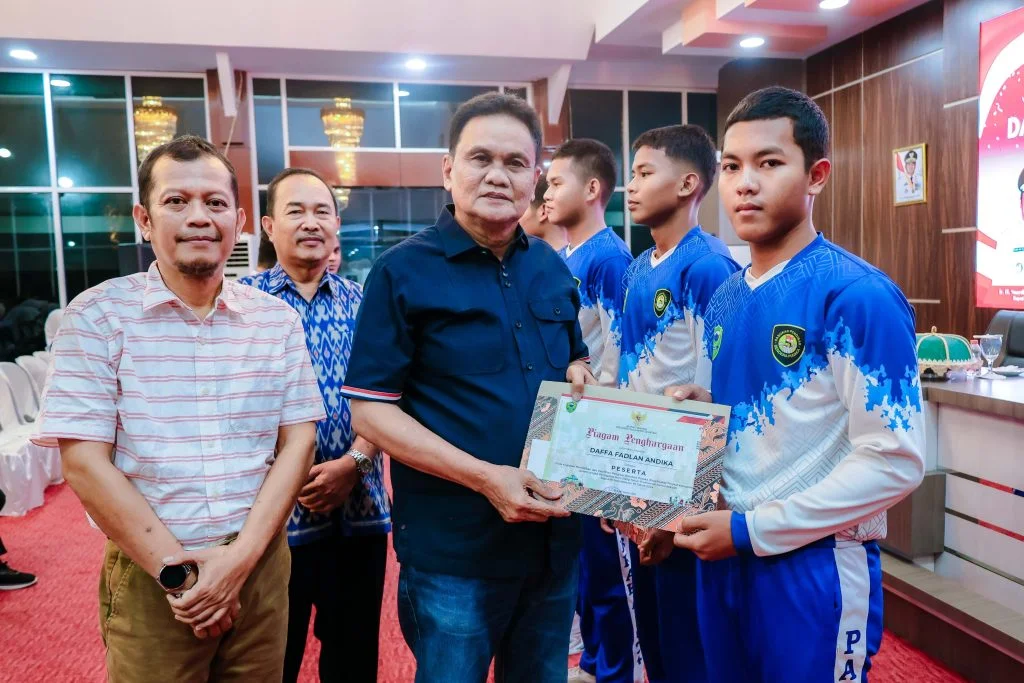 Bupati Barru Hadiahkan Paskibraka 2024 Study Wawasan Ke Pulau Dewata