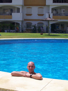 piscina en Marbella