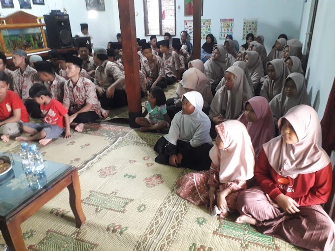  Santunan dan Do'a Anak Yatim Piatu di Kampung Baru Bersama Ethi Septiarsih, AM.K