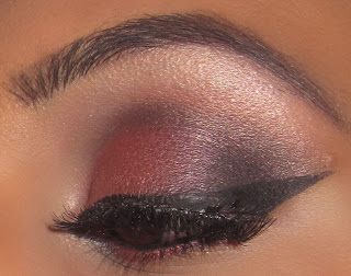 mac, cranberry, eyeshadow, carbon, paradisco, tutorial, blog, smokey, makeup, beauty, smokey, naked lunch, bridal