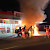 WOW,Aksi Damkar Padamkan Mobil Warga yang Tiba-tiba Terbakar di Pangandaran 
