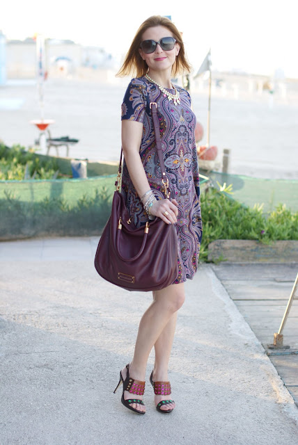 paisley print, asos dress, marc by marc jacobs too hot to handle, fashion and cookies