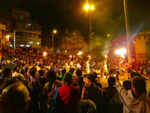 varanasi, india, cidade dos mortos