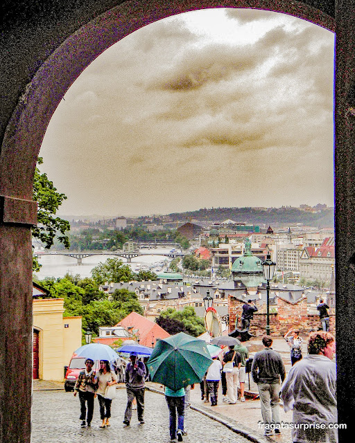 Caminho da Muralha para o Castelo de Praga