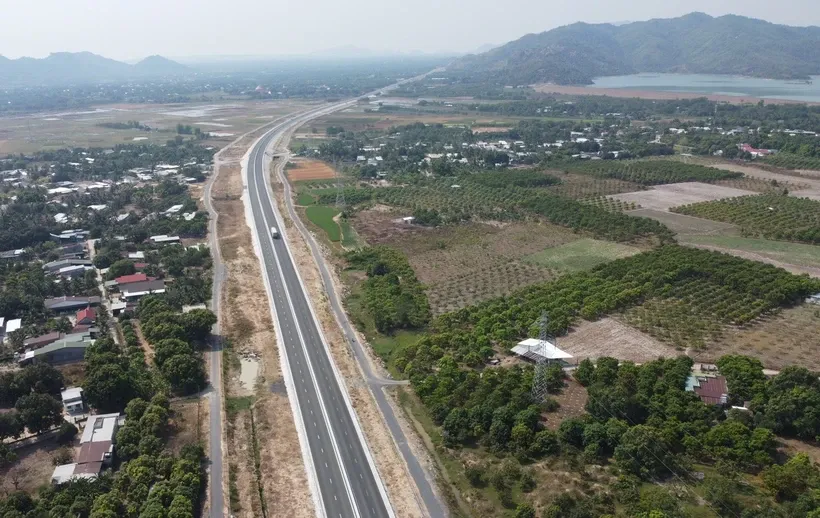 Ninh Thuận: Tìm giải pháp gỡ vướng cho cao tốc Cam Lâm-Vĩnh Hảo