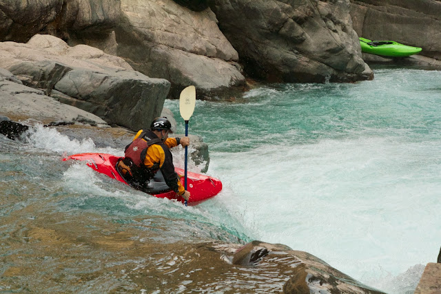 Robe Canyon, Fluid, Fluid as a lifestyle, Tom O'Keefe, Canon 7D, GoPro Hero2, GoPro, Dagger Kayaks, Kokatat, Werner Paddles, Aqua Sports, Aquasports, Sam Grafton, Adrian Wigston, Daniel Patrinellis, Rob McKibbin, Darren Albright, Ellie Wheat, Scott Waidelich, Stillaguamish, South Fork Stillaguamish, T1, T2, Last Sunshine, Hotel California, Hole in the Wall, Faceplant, Catcher's mitt, Garbage, Off Broadway, Last Conversation, Robe Race, The Cooper River  Icicle Creek, Tumwater Canyon, Top Tye Creek, The Chelan Gorge, The Cispus River, The Big Quilcene River, The North Fork of the Payette River, South Fork Stillaguamish River, The Skykomish River, The Ohanepecosh River, North Fork of the Snoqualmie River, South Fork of the Snoqualmie River, The Dosewallips River, Alex Podolak, Matt Kurle, Joe Howard, Brian Burger, Adrian Wigston, Sean Lee, Phil Kast, Scott Waidelich, Jeremy Bisson, Rob McKibbin, Darren Albright, Mike Nash, Shane Robinson, Sam Grafton, Jed Hawks, Emily Dickerson, John Dufey, Jon Shelby, Dan McCain, Willie Illingworth, Tristan Oluper, Ellie Wheat,  Robby Shingleton, Chris Totten, Log limbo