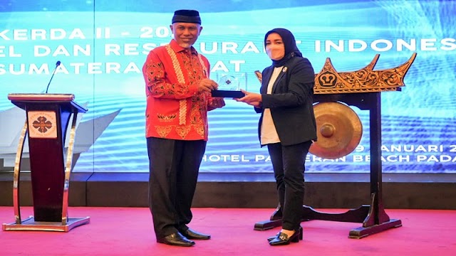 Gubernur Mahyeldi Ajak Pelaku Industri Pariwisata Kolaborasi Membangkitkan Parawisata Sumbar