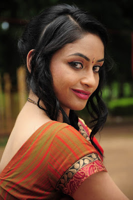 Sauth Indian Actress HD Wallpaper 41