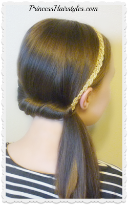 Cute and easy side ponytail using headband.