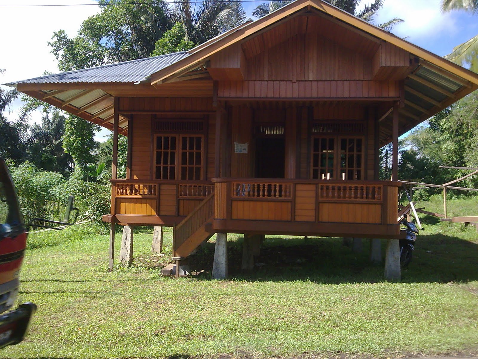  Rumah  Panggung Minahasa Woloan
