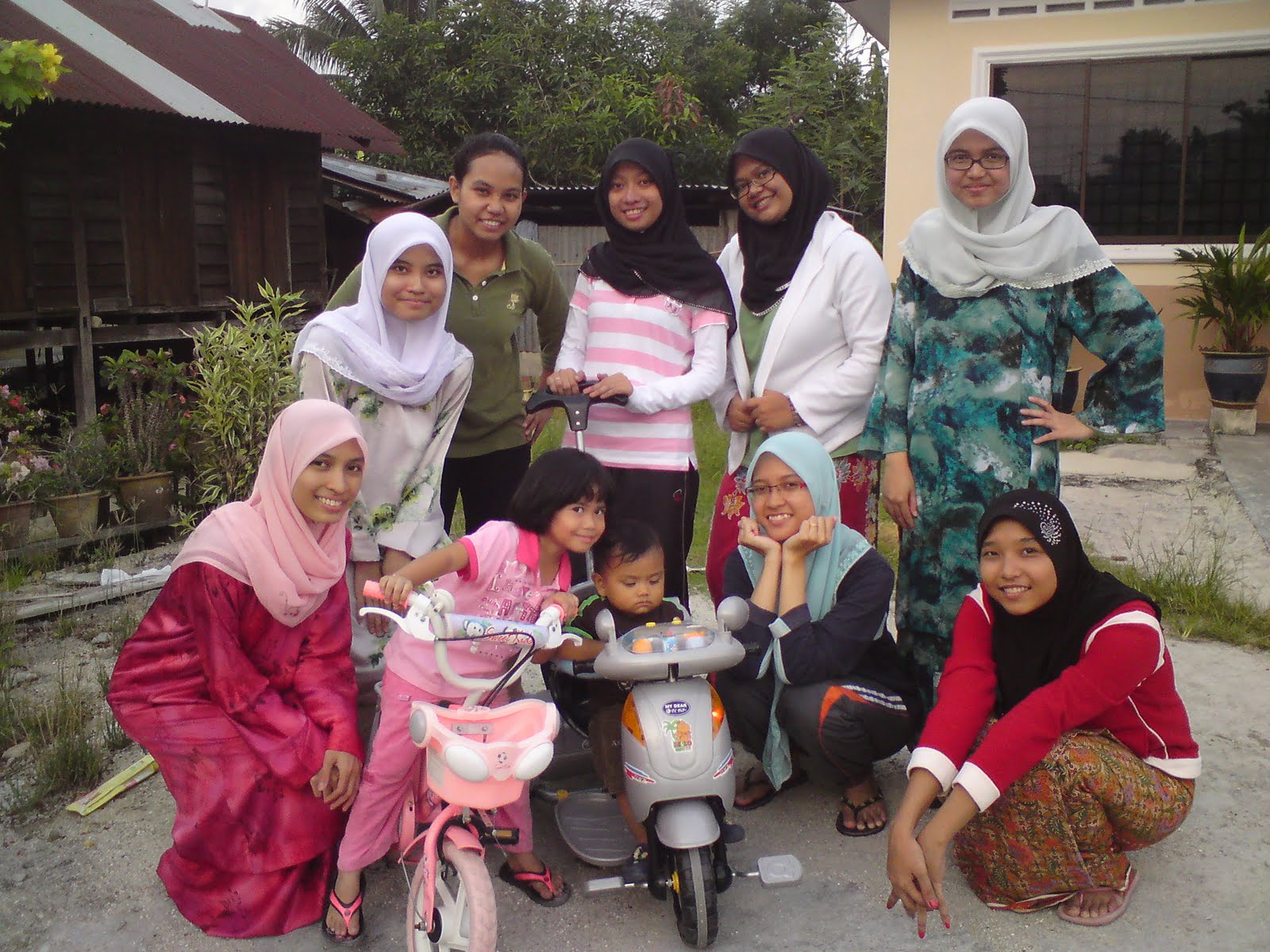 alya qistina: November 2010