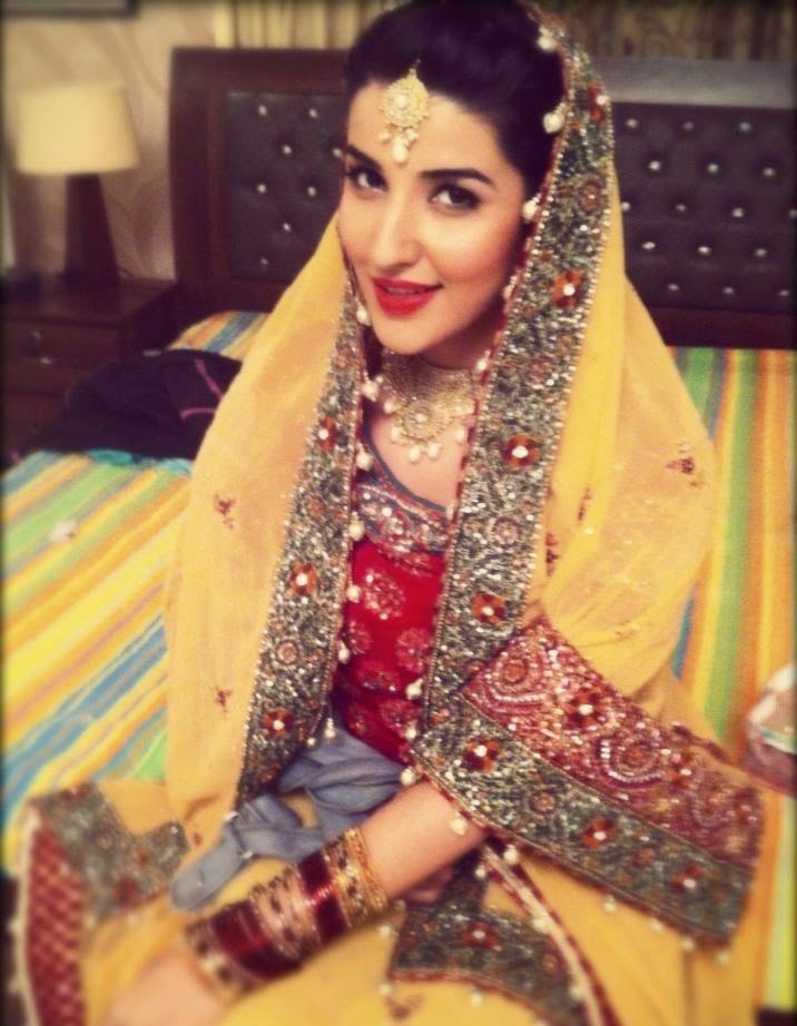 Hareem Farooq HD Wallpapers Free Download