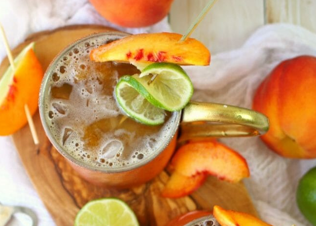 Ginger Peach Moscow Mule #cocktail #smoothie