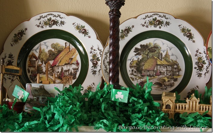 St Patrick's Mantel-Bargain Decorating with Laurie