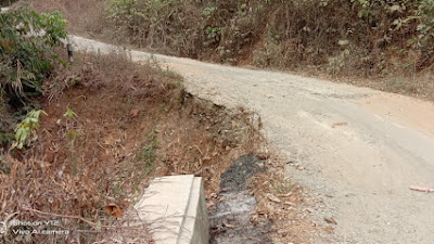 Tidak Tersentuh Pemerintah, Masyarakat Iuran Perbaikan Jalan