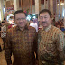 Ketua Umum Gema Nusantara Anti Narkoba dan Agung Laksono 