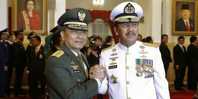 Catatan Rupa Rupa Tanda Pangkat Tentara RI dan AS