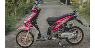 Tampilan Modifikasi Motor Beat Karbu Warna Merah