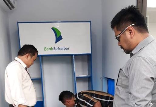 Penuhi Kebutuhan, Warga Selayar, Bank Sulselbar Tambah Mesin ATM 