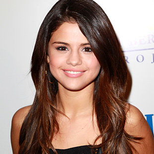 Selena Gomez hd wallpapers