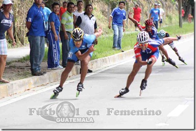 viila señor ganando la prueba de 21 km maraton patinaje codicader 2011