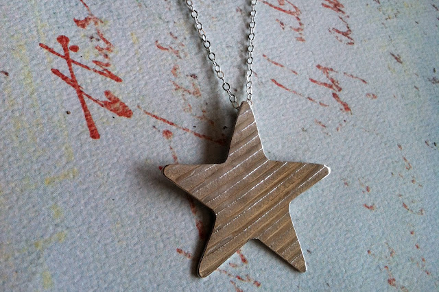 Silver Striped Star Necklace