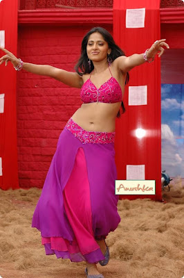 South Indian Actress Anuksha ( HoT PicS )