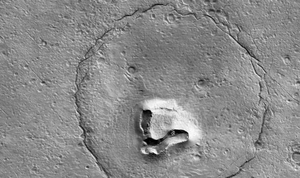Bear's Face on Mars Captured by HiRISE Camera: NASA's Latest Discovery