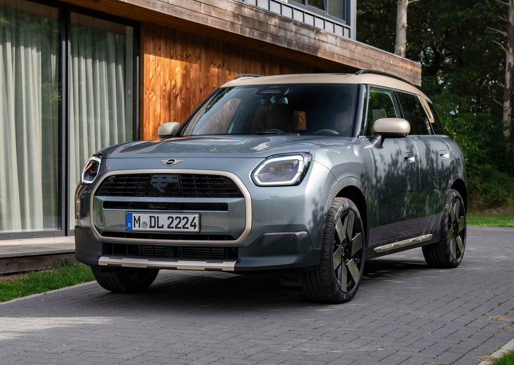 2024 Mini Countryman C