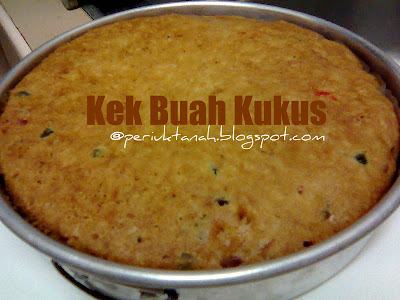 Periuktanah: Kek Buah Kukus