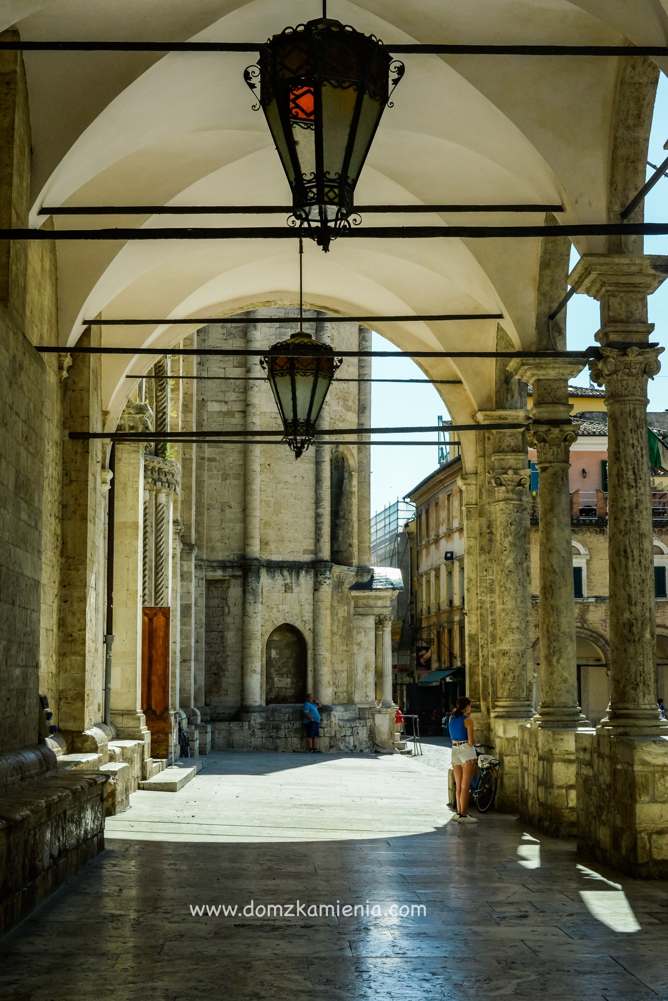 Dom z Kamienia, blog Katarzyny Nowackiej - Ascoli Piceno