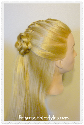 Gorgeous half up hairstyle, the cornucopia braid