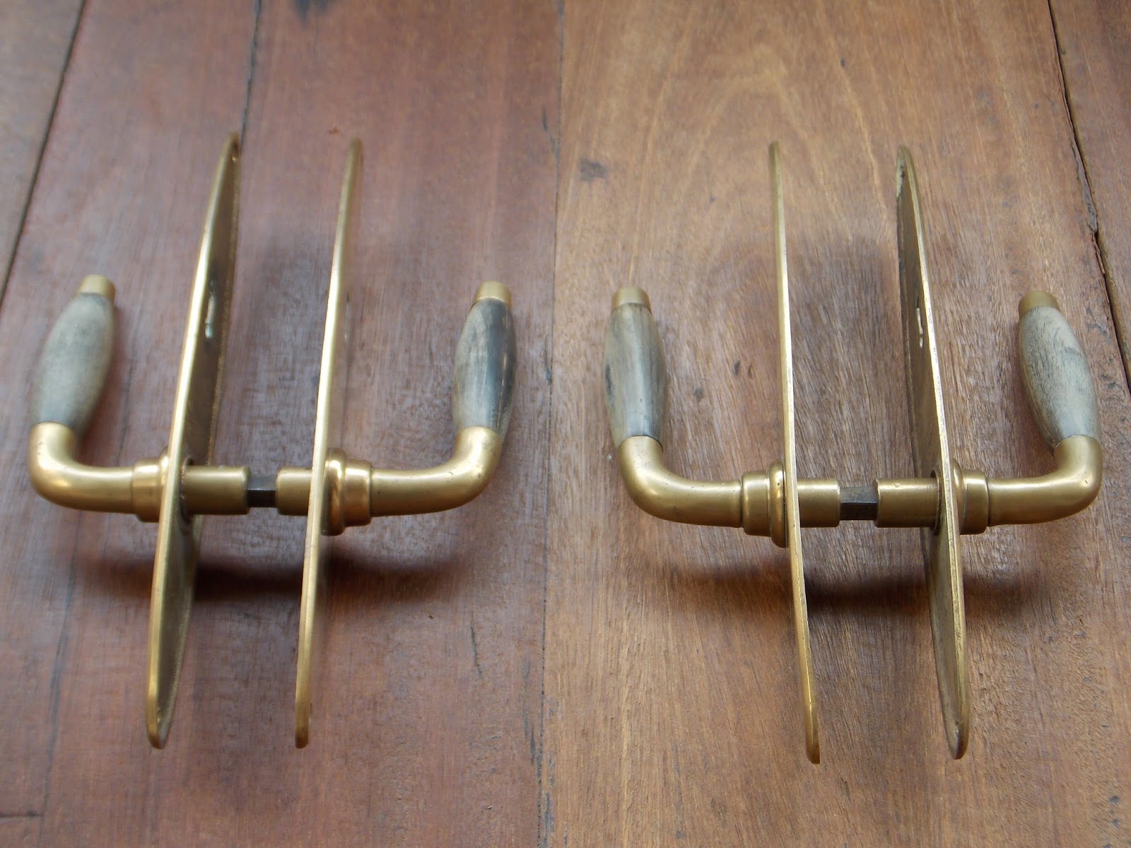 antike agung sepasang handle kombinasi kuningan kayu  