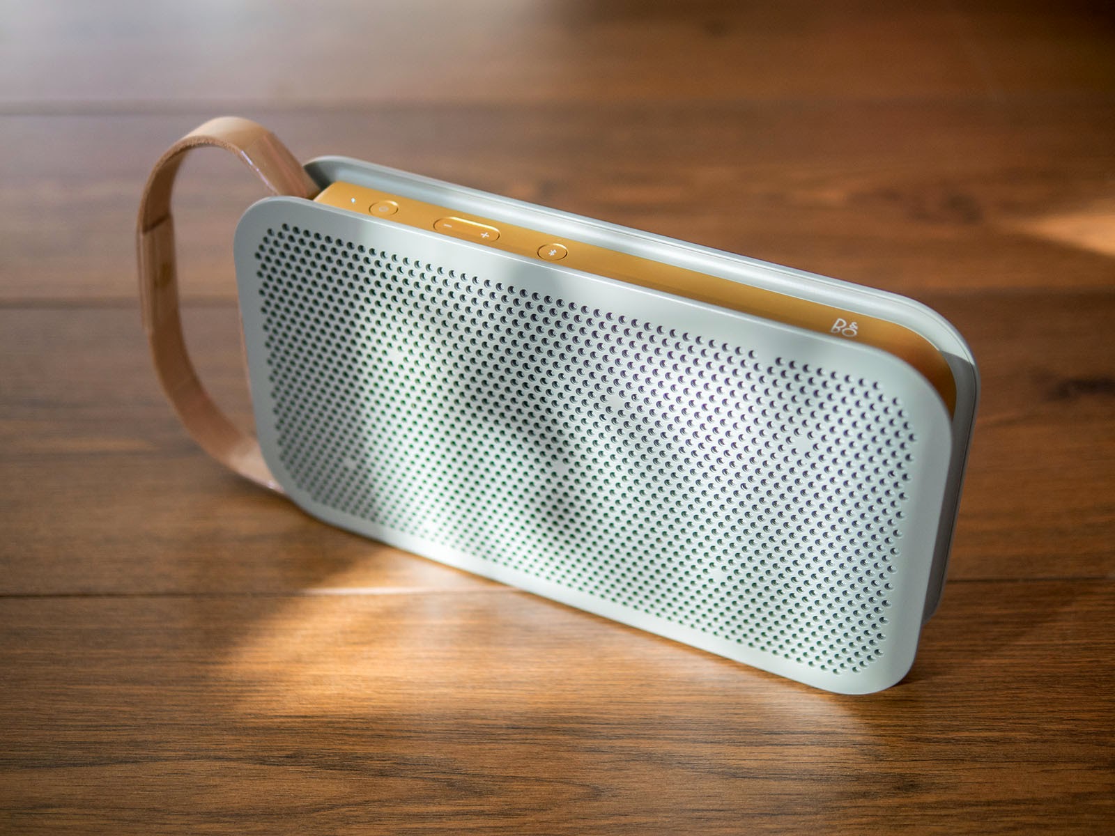 Review: Bang & Olufsen Beoplay A2 - the sounding purse (not for House lovers)