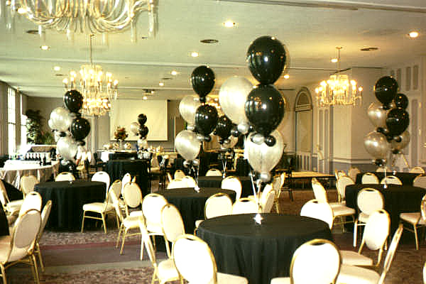 Black And White Table Decorations Ideas