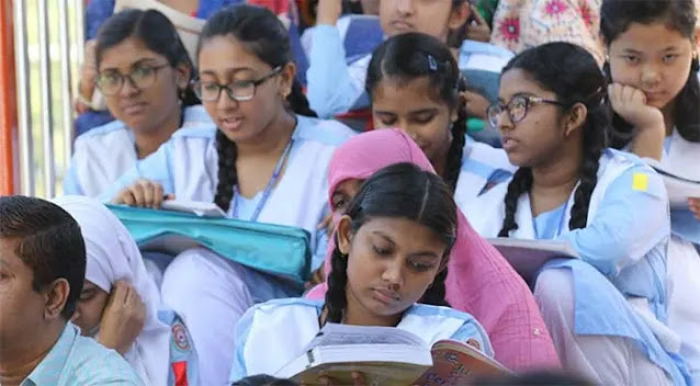 নতুন কারিকুলাম বাস্তবায়নে চ্যালেঞ্জ শিক্ষার সঙ্গে শিক্ষকেরও জীবনমানের উন্নয়ন জরুরি