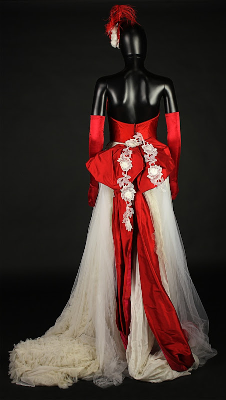 Dracula Lucy Westenra ball gown detail