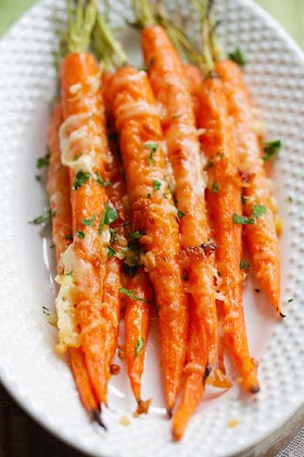 Garlic Parmesan Roasted Carrots #Recipe