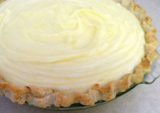 Cream Cheese Lemonade Pie 😋😋