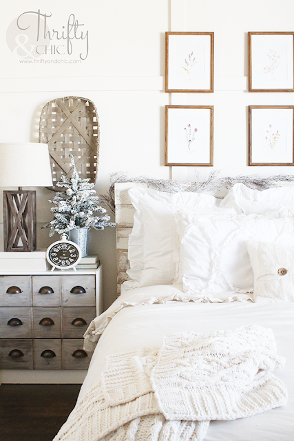 7 ways to cozy up your bedroom. How to make your bedroom cozy. Bedroom decor and decorating ideas.