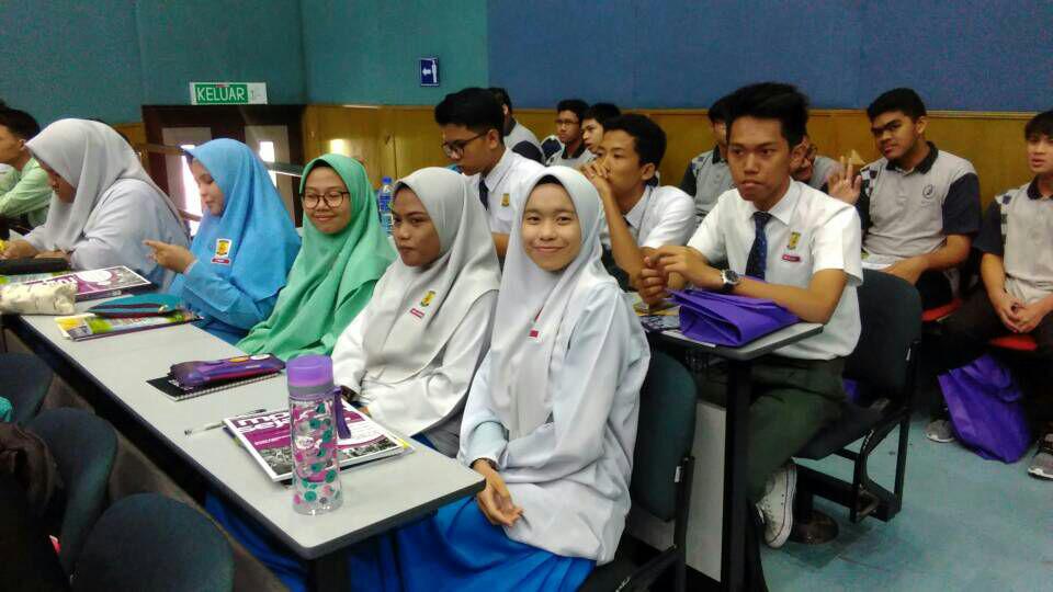 BLOG RASMI SMK BBST: PROGRAM TEKNIK MENJAWAB SEJARAH SPM