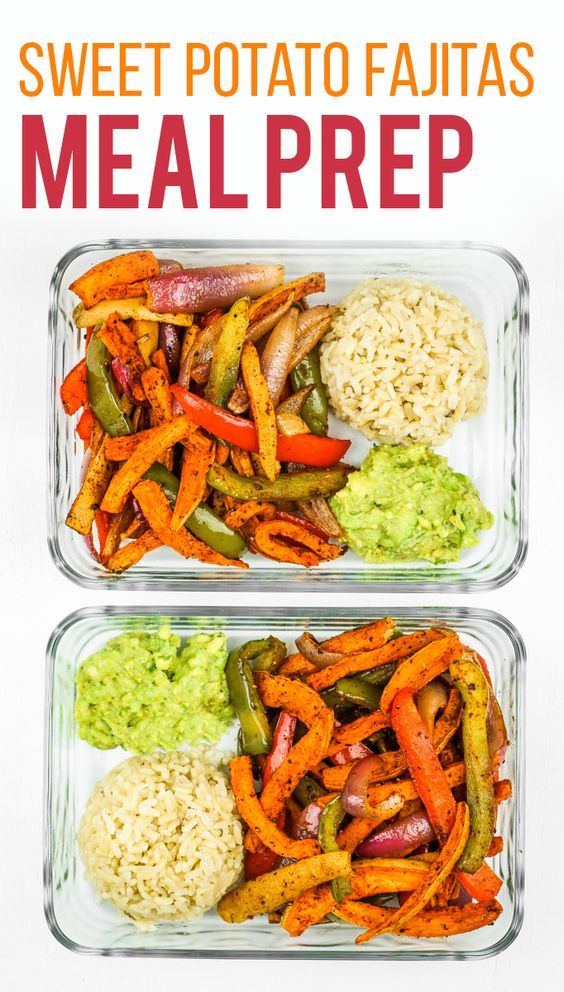 Sweet Potato Fajitas Meal Prep - This is the BEST sweet potato meal prep. It's so EASY! Veggies cook on a sheet pan and the rice gets done at the same time. Vegan meal prep idea. Meal prep for beginners. #vegan #mealprep