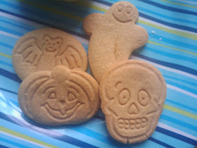 Halloween biscuits