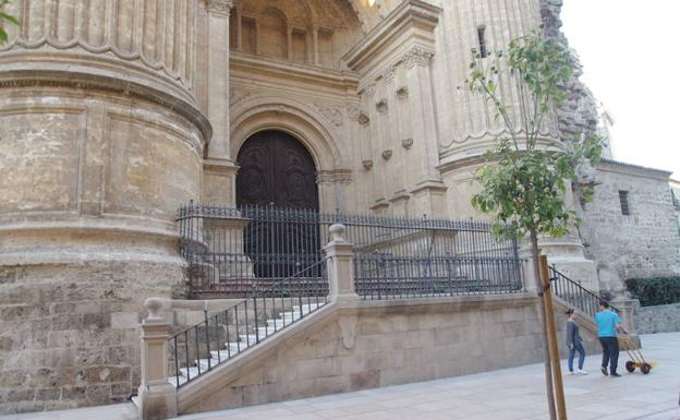 Entrada Catedral de Málaga