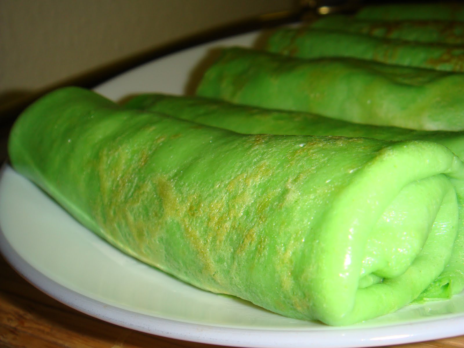 JINTAN MANIS: KUIH DADAR/ KUIH GULUNG