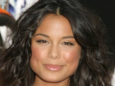 Gorgeous Nathalie Kelley Normal Resolution HD Wallpaper